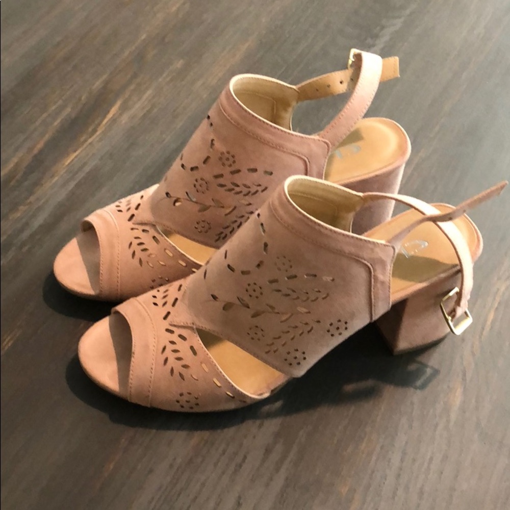 Block heeled sandals